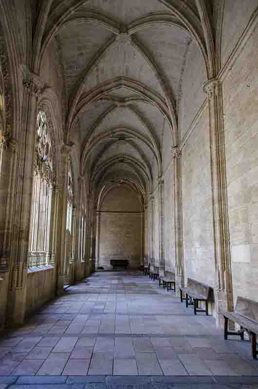 60 - Segovia - catedral de santa Maria de Segovia - interior - claustro